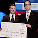 Den Preis des besten Meisters in einem innovativen Handwerk der Inter-Versicherungsgruppe erhielt Kraftfahrzeugtechnikermeister Benjamin Thomas Morr aus Heidelberg aus der Hand von Finanzvorstand Matthias Kreibich