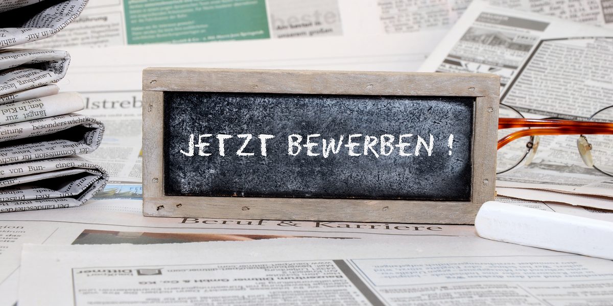 alte, anbieten, anforderung, angebot, angebote, anzeige, anzeigen, anzeigenteil, arbeit, arbeitsgesuch, arbeitslos, arbeitslosigkeit, arbeitsmarkt, arbeitssuche, arbeitsuchend, ausbildung, ausschreibung, beruf, bewerben, bewerber, bewerbung, business, fachkräfte, fachkräftemangel, freie, inserat, inserieren, job, jobbörse, jobs, jobsuche, karriere, konzept, leistung, mangel, neustart, profil, stelle, stellen, stellenangebote, stellenanzeige, stellenbeschreibung, stellenmarkt, suche, suchen, tageszeitung, zeitung, zeitungen, zeitungsanzeige, börse