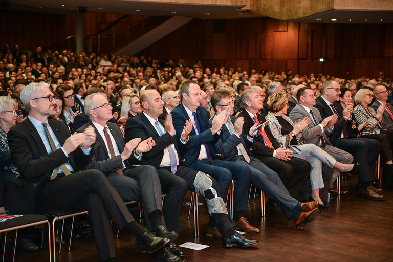 Bild des Publikums der Meisterfeier 2019 der Handwerkskammer Mannheim Rhein-Neckar-Odenwald