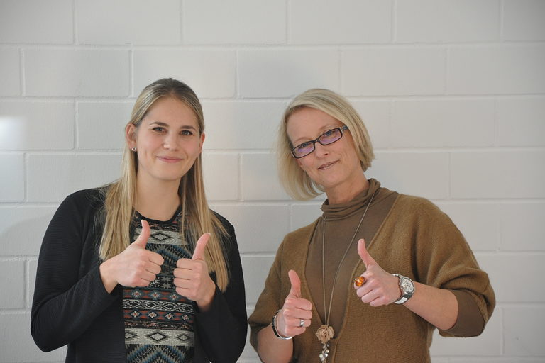 Zwei Mitarbeiterinnen der Handwerkskammer Mannheim aus de, Berufsorientierungs-Team der Kammer. 