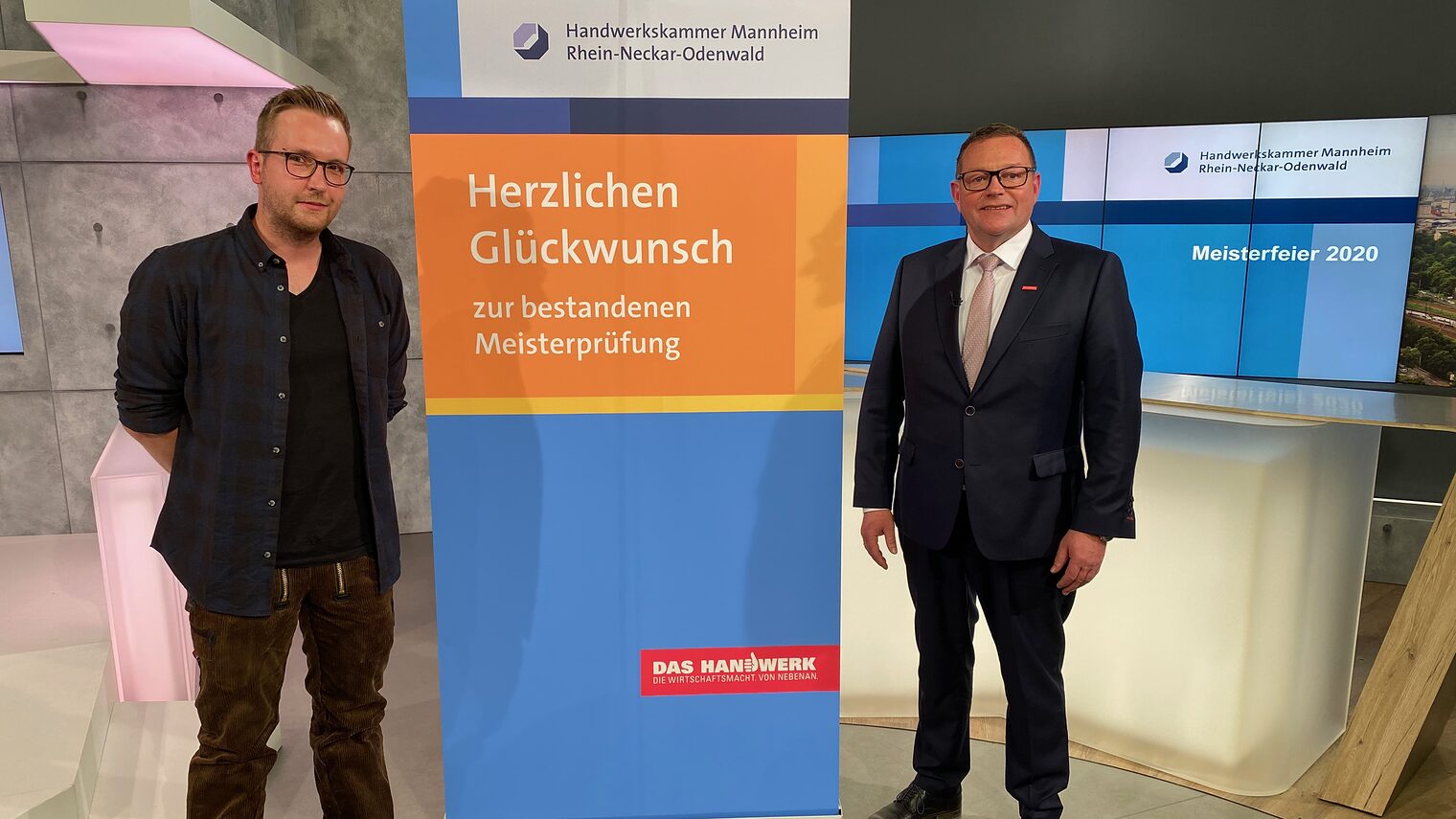 Rhein-Neckar-Fernsehen (RNF) | Maximilian Epp im Studio während der virtuellen Meisterfeier 