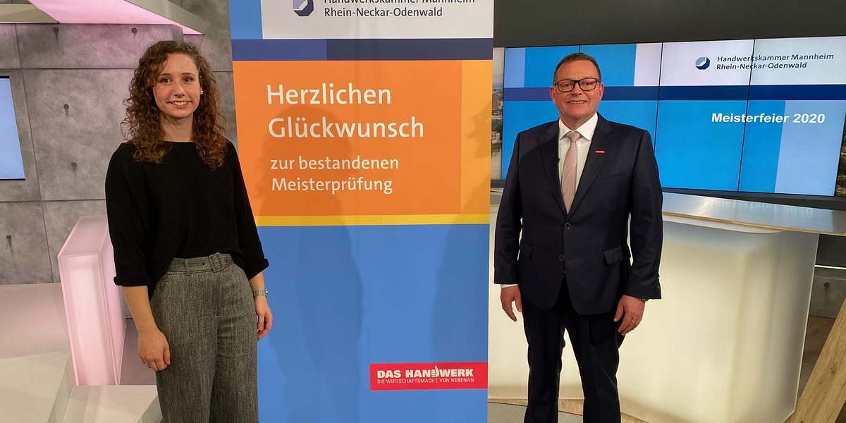 © Rhein-Neckar-Fernsehen (RNF) | Sophia Brunck im Studio während der virtuellen Meisterfeier © Rhein-Neckar-Fernsehen (RNF) | Sophia Brunck im Studio während der virtuellen Meisterfeier