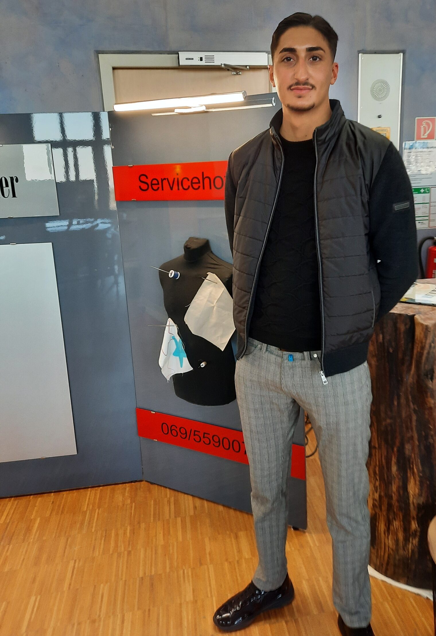 Meister Enes Bayar mit seinem Meisterstück 