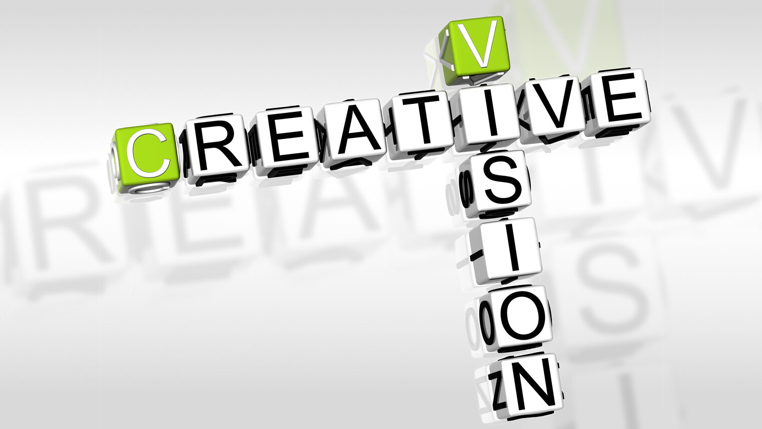 Scrabble mit den Wörtern Creative und Vision 