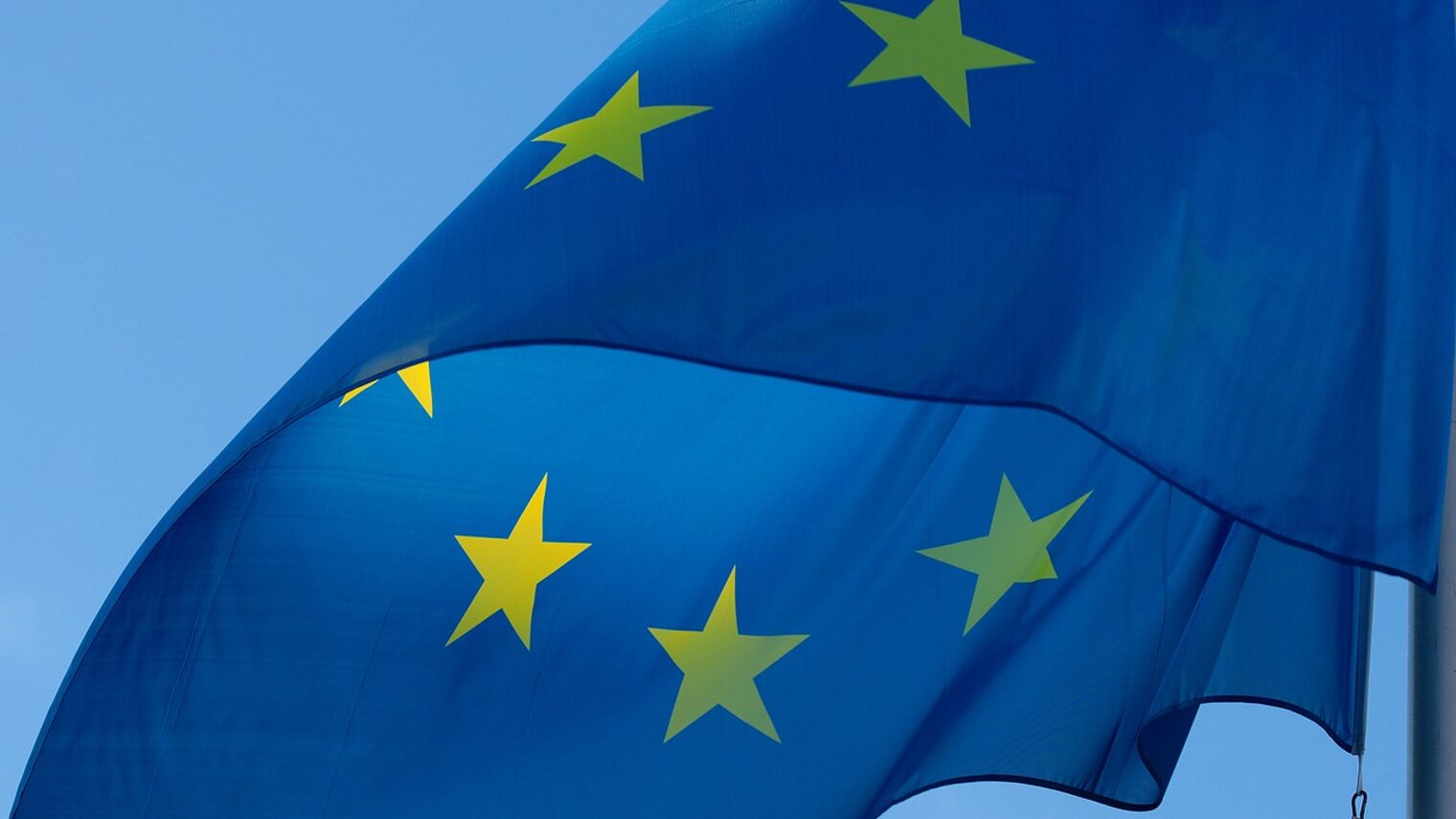 Eurofahne blau mit gelben Sternen