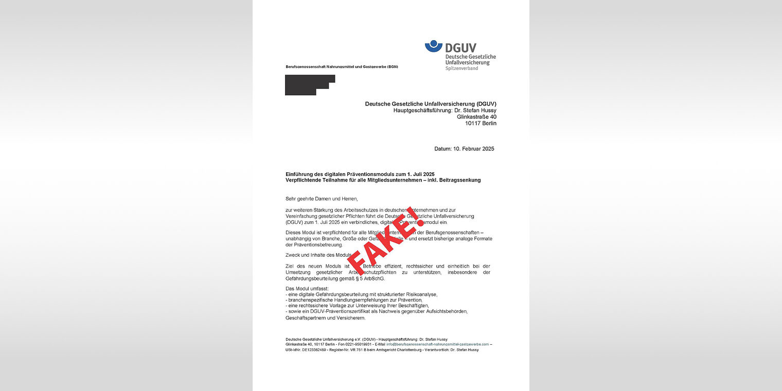 Brief mit rotem Aufdruck FAKE!