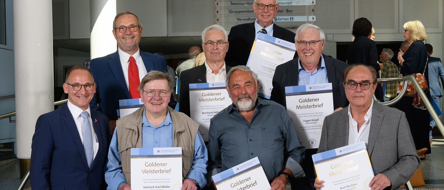 Gruppenbild bei dem Meisterjubiläum