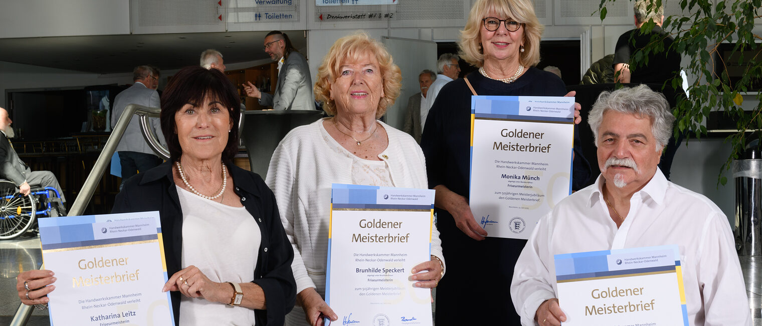 Gruppenbild beim Meisterjubiläum