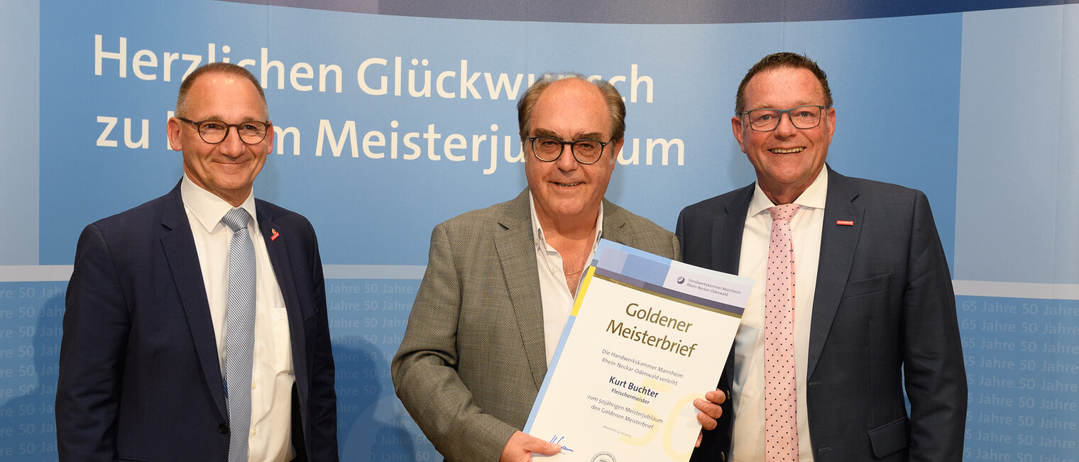 Überreichung des Ehrenmeisterbriefes durch Herrn Hofmann