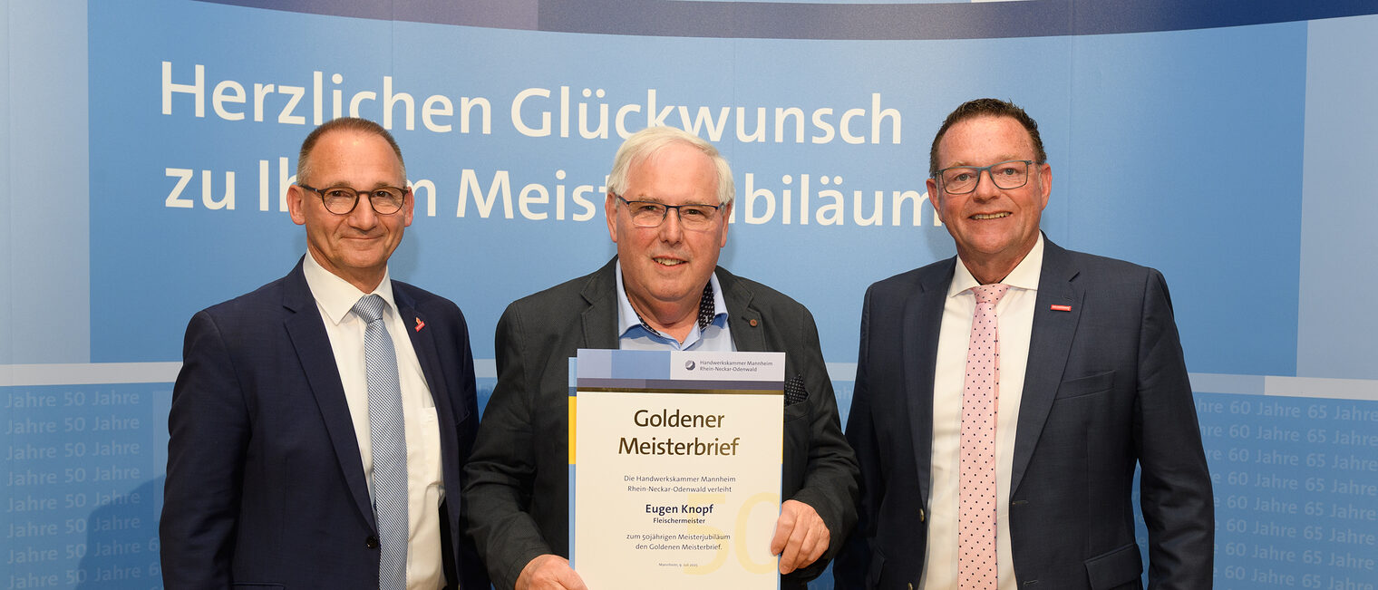 Überreichung des Ehrenmeisterbriefes durch Herrn Hofmann