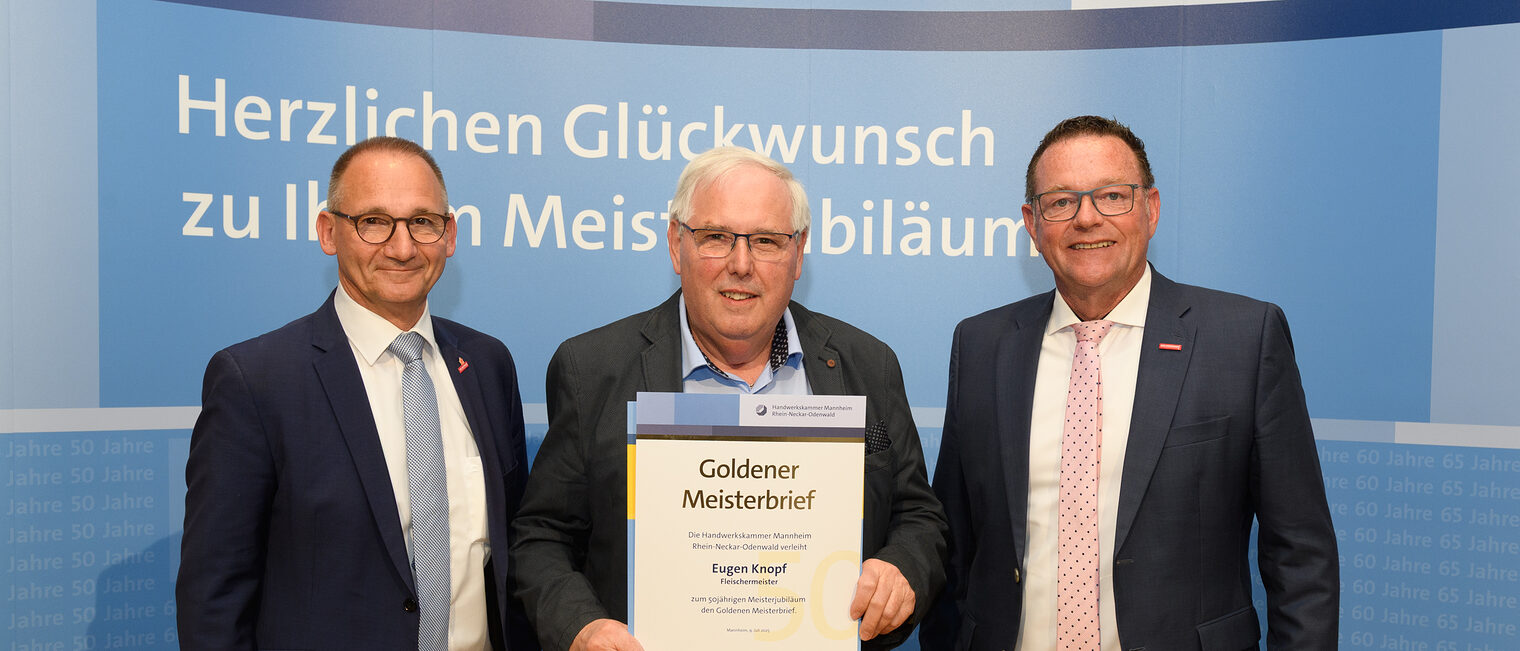 Überreichung des Ehrenmeisterbriefes durch Herrn Hofmann