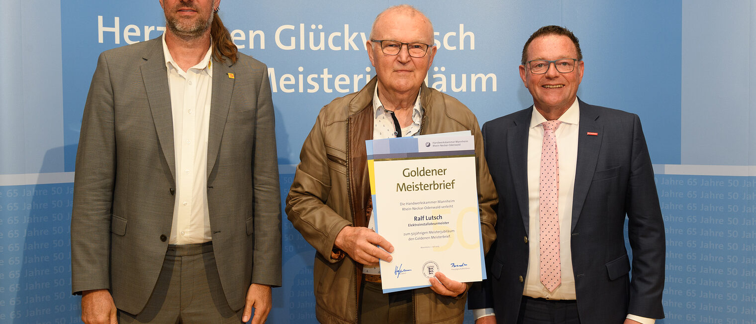 Überreichung des Ehrenmeisterbriefes durch Herrn Hofmann