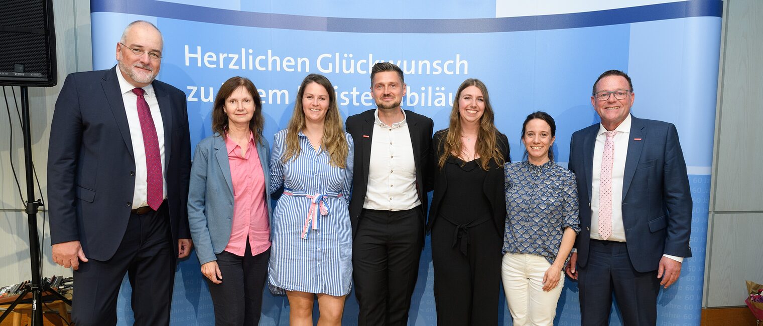 Team der HWK bei dem Meisterjubiläum, Herr Brandt, Frau Flesch, Frau Knoth, Herr Dirks, Frau Urrey, Frau Rosvall, Herr Hofmann