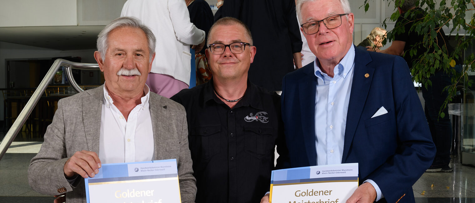 Gruppenbild der Raumausstattermeister