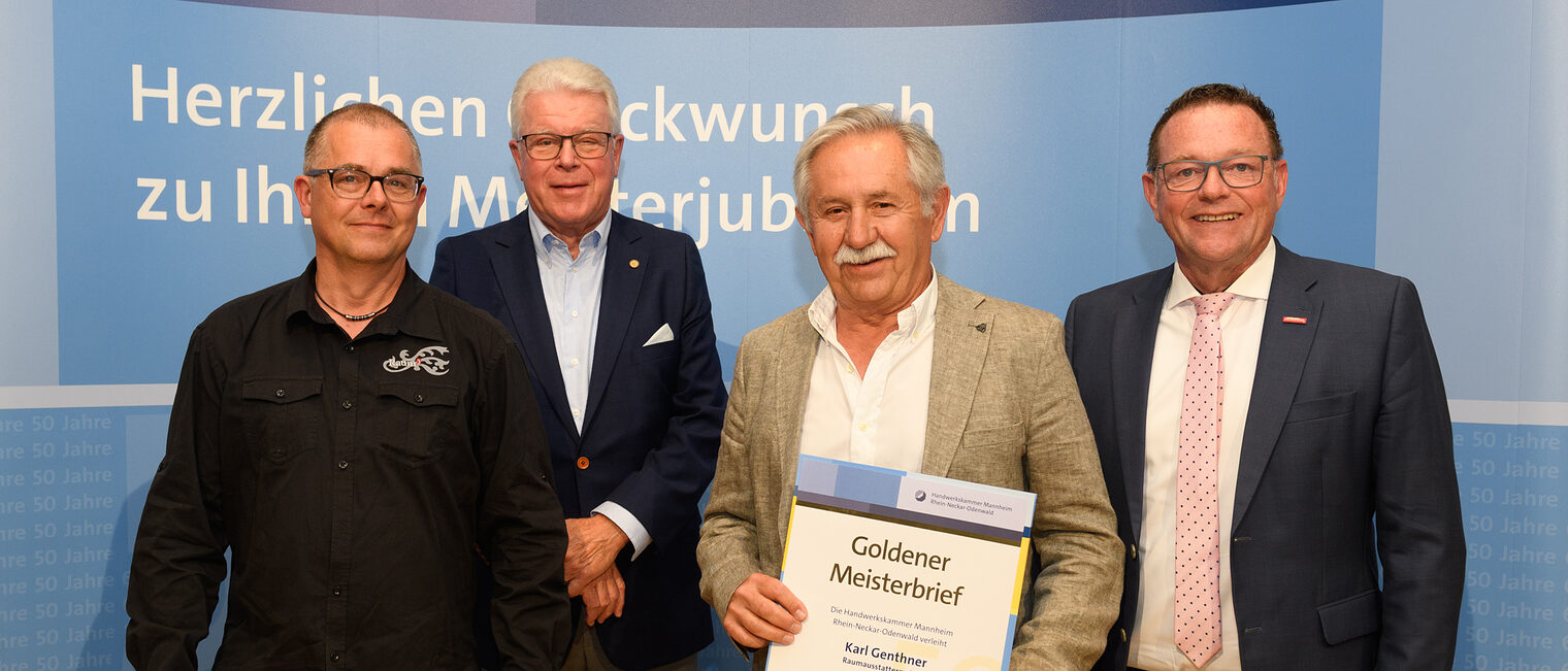 Überreichung des Ehrenmeisterbriefes durch Herrn Hofmann